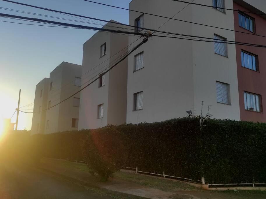 Apartamento inteiro próximo a Algar, Cargill, Aeroporto e UFU