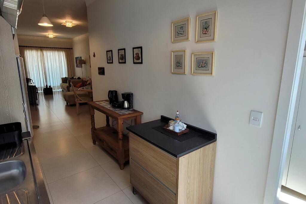 AP 2 suites nos Amores BC