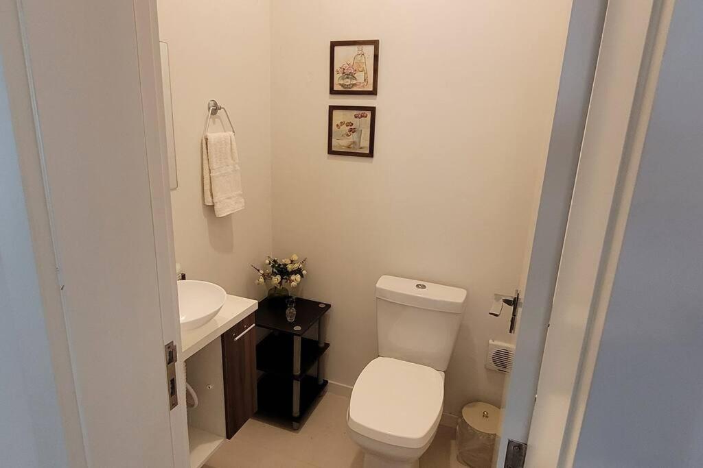 AP 2 suites nos Amores BC