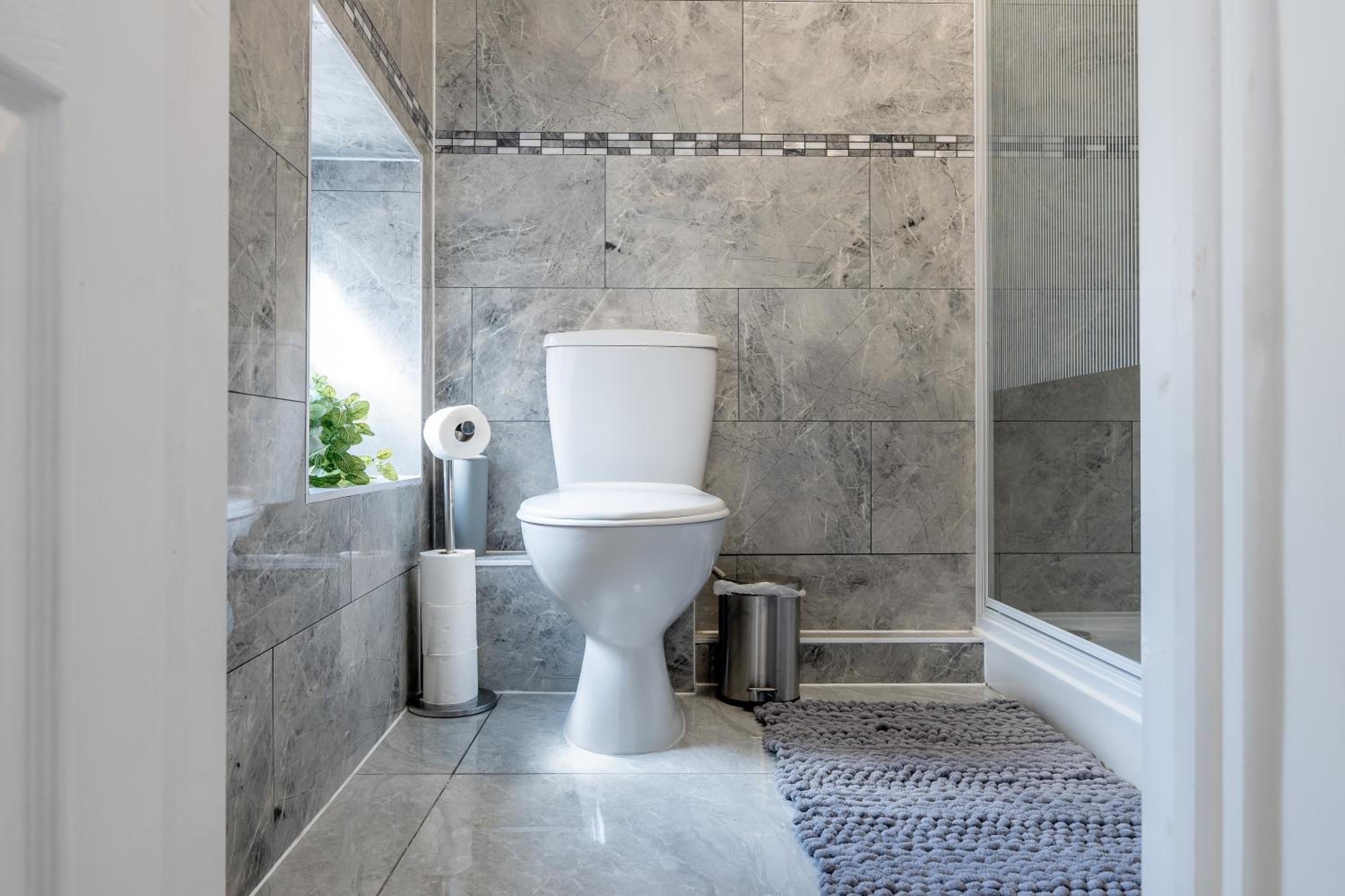 Kings Lynn Vacations - Modern Studio Apartment Kings Lynn - Property Image 2