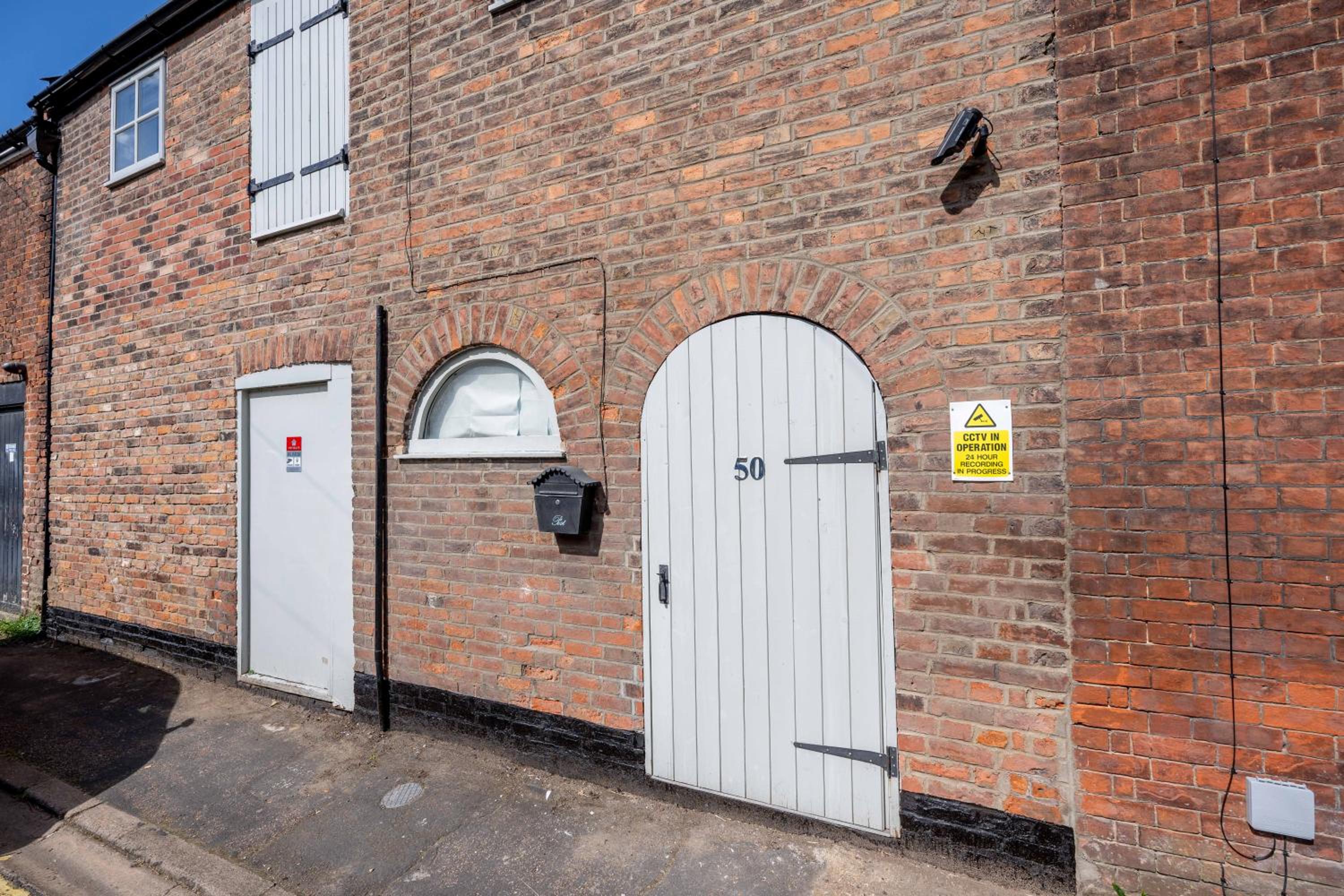 Kings Lynn Vacations - Modern Studio Apartment Kings Lynn - Property Image 8