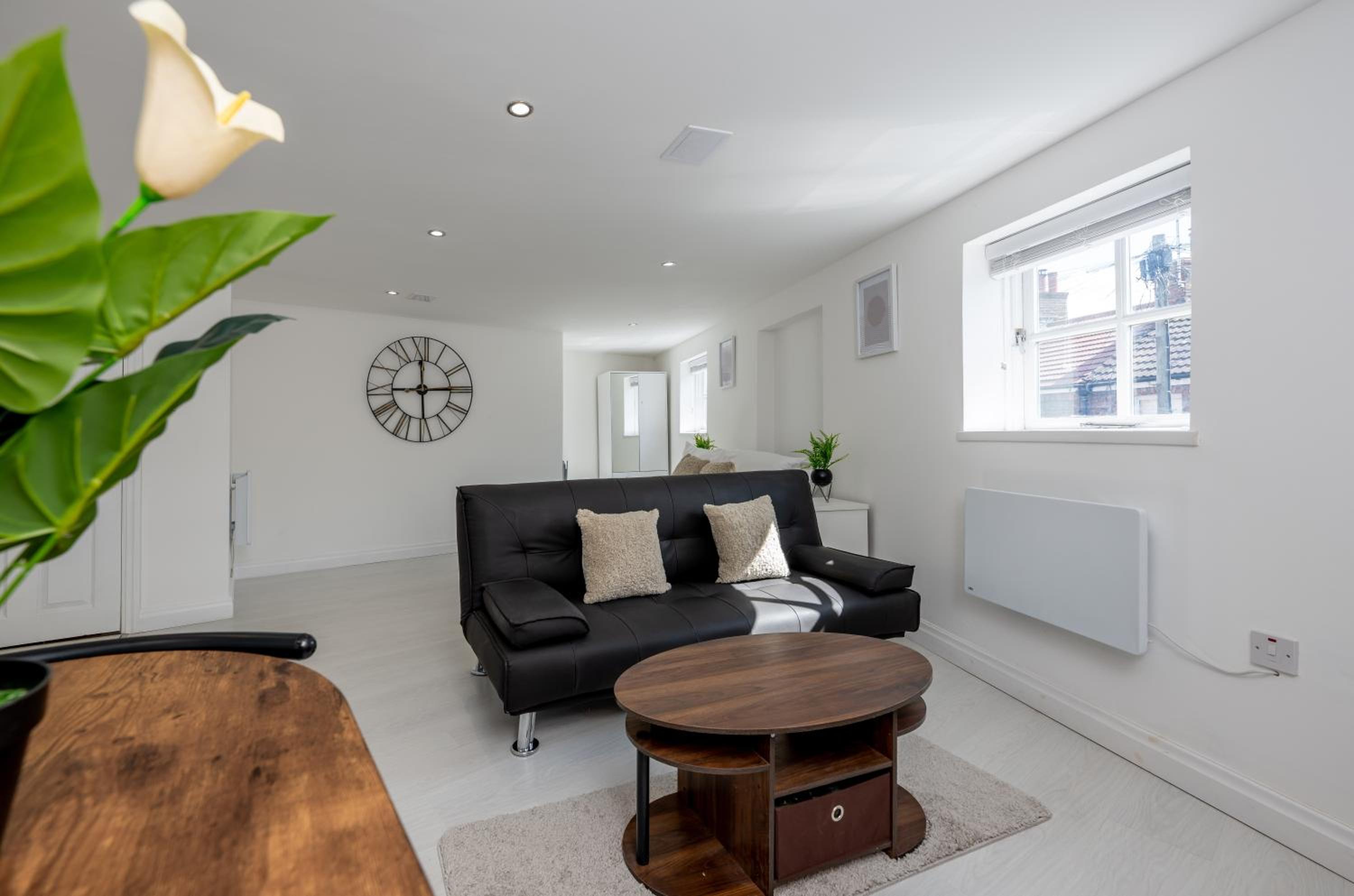 Kings Lynn Vacations - Modern Studio Apartment Kings Lynn - Property Image 16