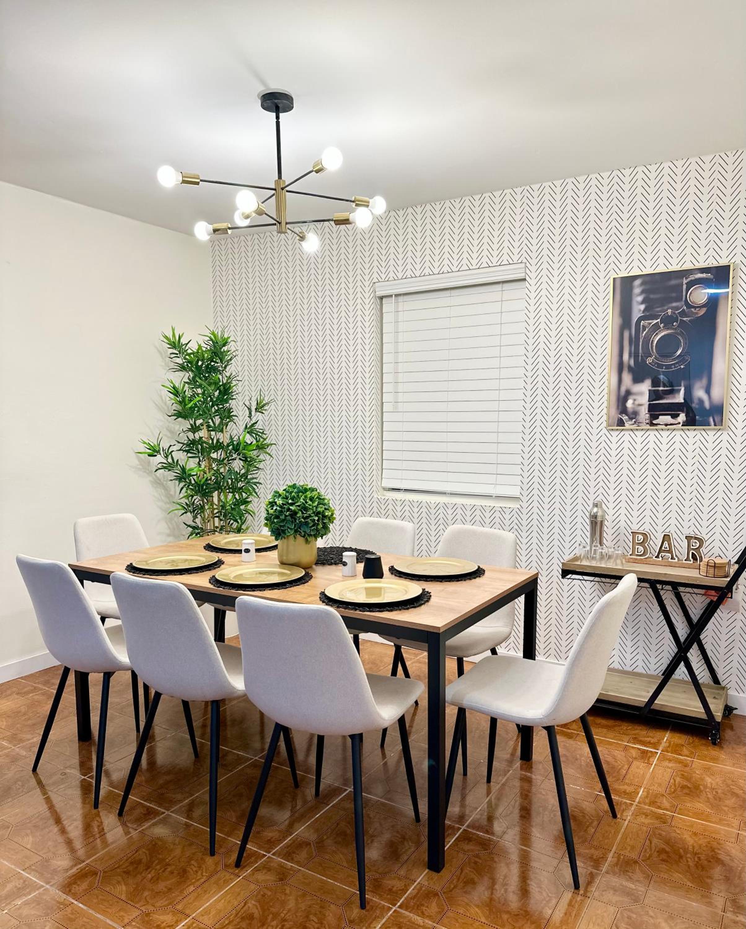 Fort Lauderdale Vacations - Game Chill Manor - Arcade - Pool - Pool table - Property Image 35