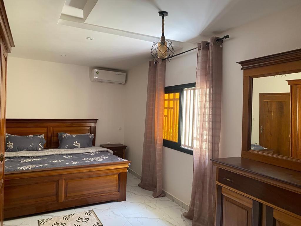 Villa OMARI Situé à Saly Portudal Villa 2 Chambres bien équipés proche de tout view 4