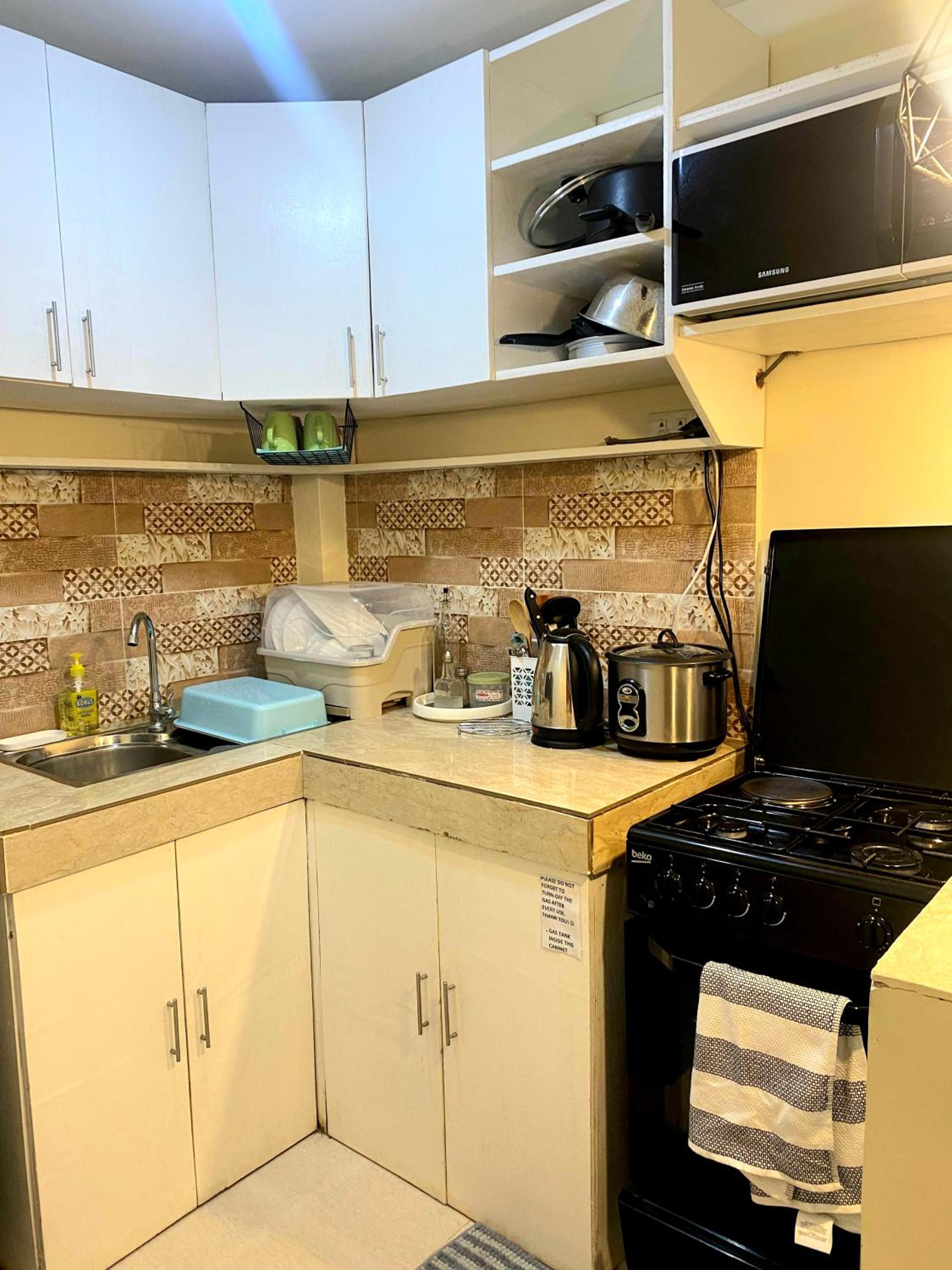 2 Bedroom townhouse in Bacolod City view 3