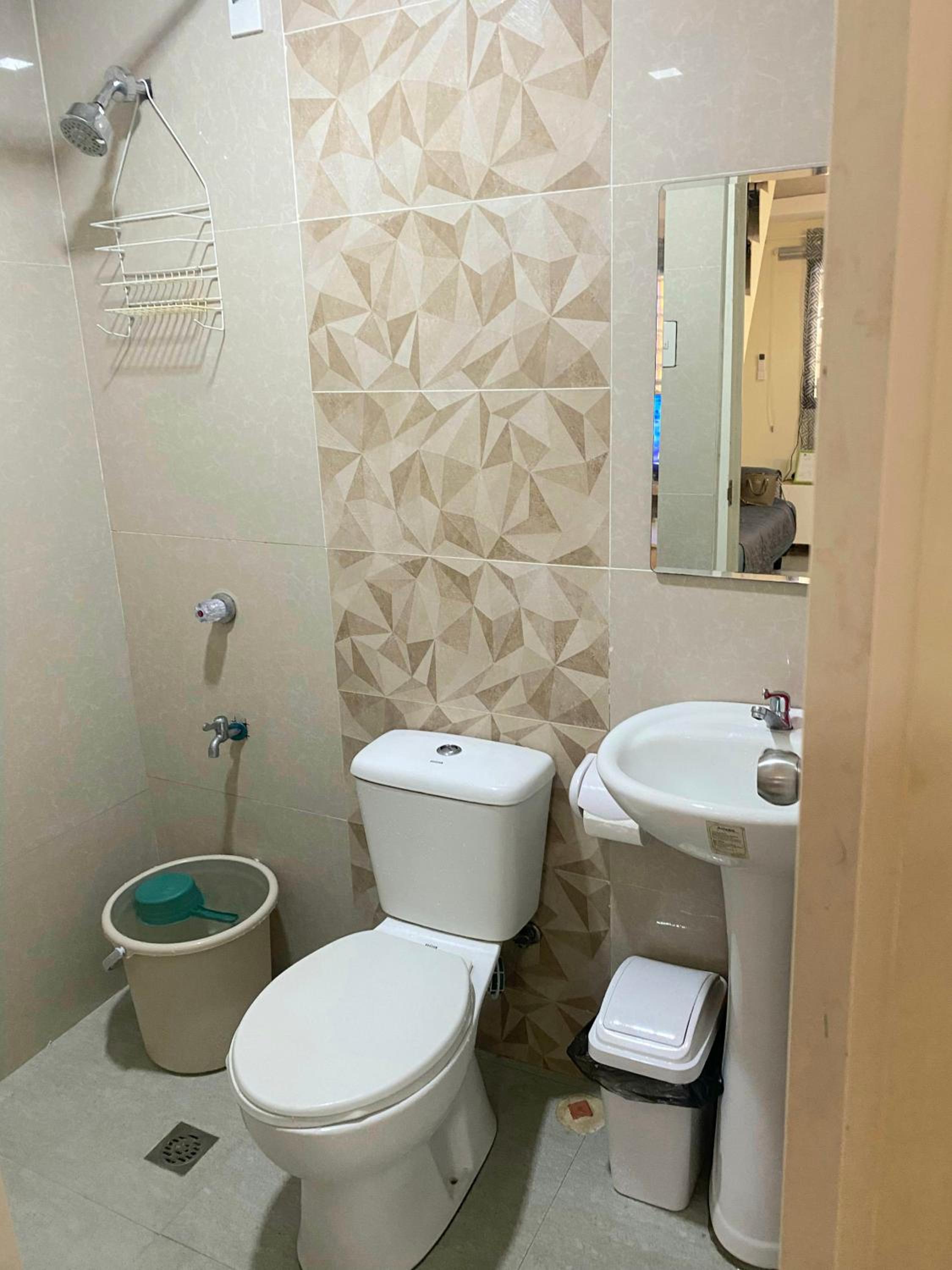 2 Bedroom townhouse in Bacolod City view 4