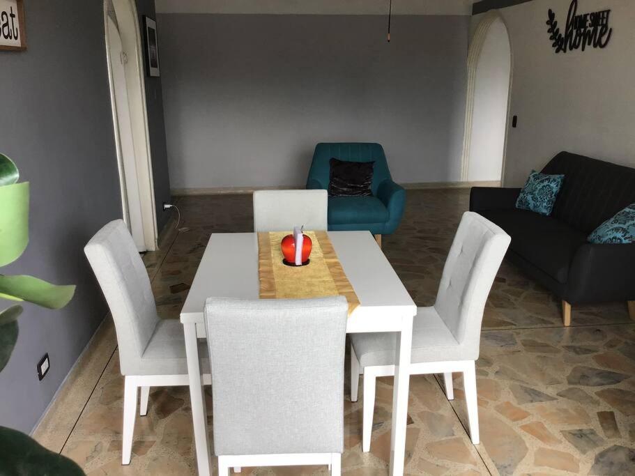 *Penthouse close to Laureles with everything you need