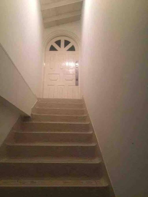 *Penthouse close to Laureles with everything you need