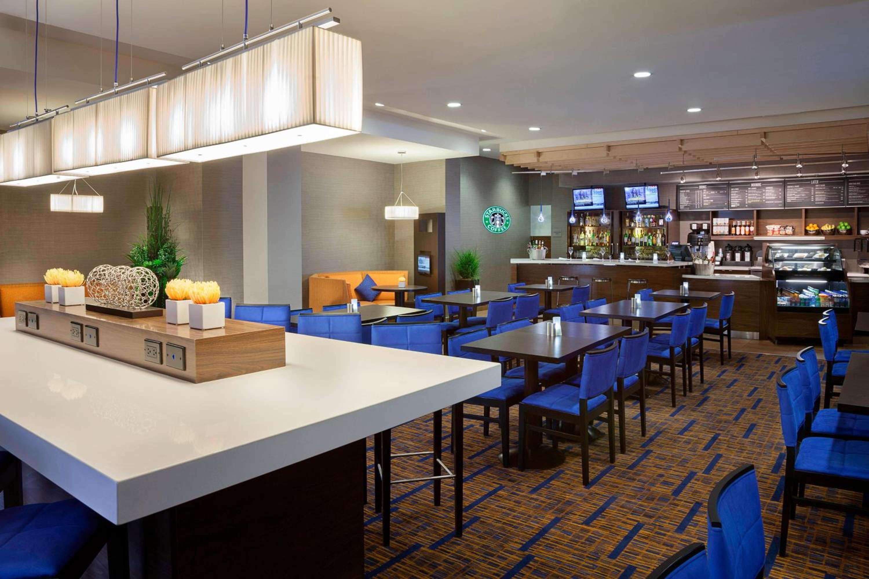 Courtyard by Marriott Toronto Northeast/Markham - Property Image 8