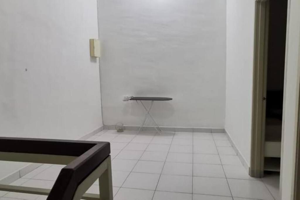 Desa Tebrau 2 5mins IKEA Toppen PeiKin AICC HeLiXuan Restaurant