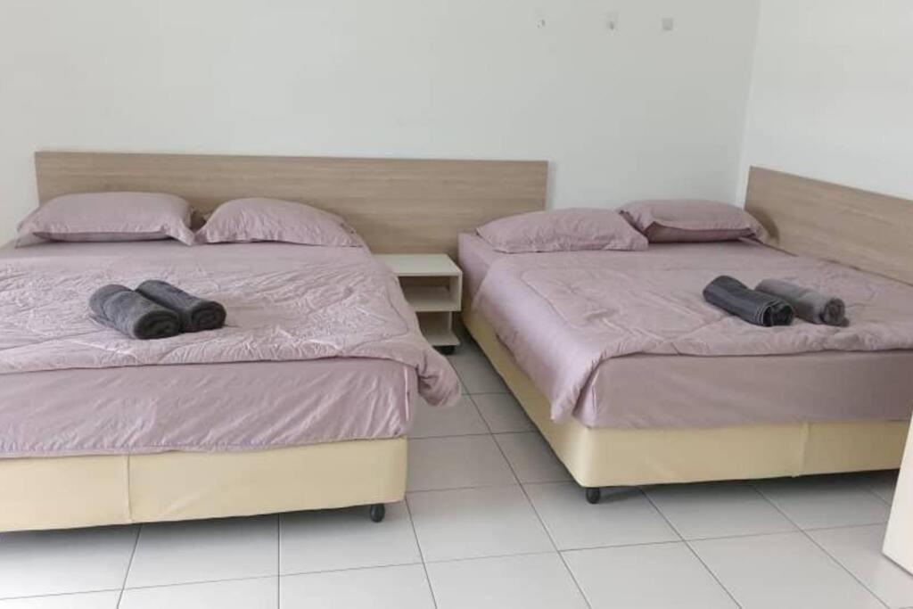 Desa Tebrau 2 5mins IKEA Toppen PeiKin AICC HeLiXuan Restaurant