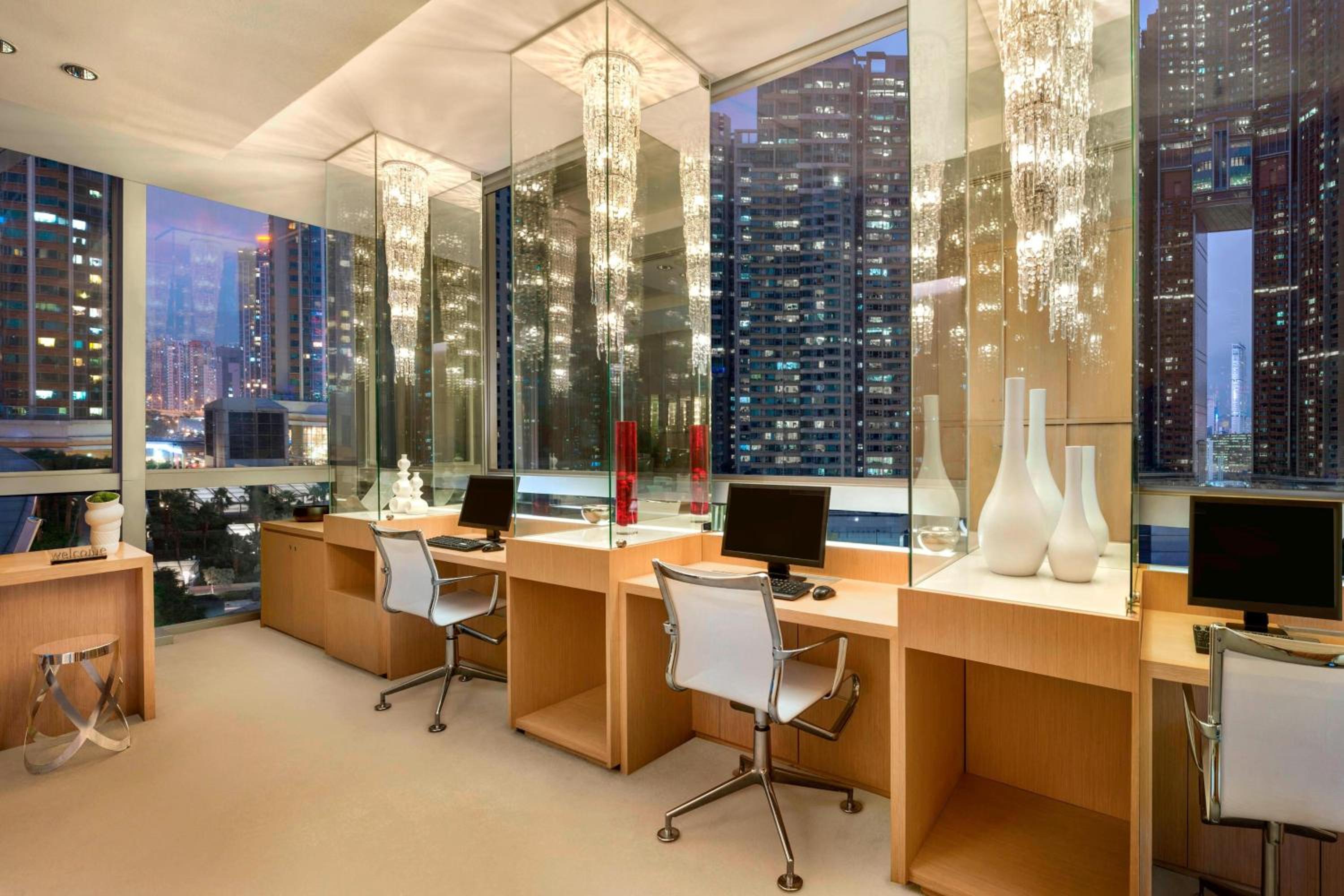 W Hong Kong