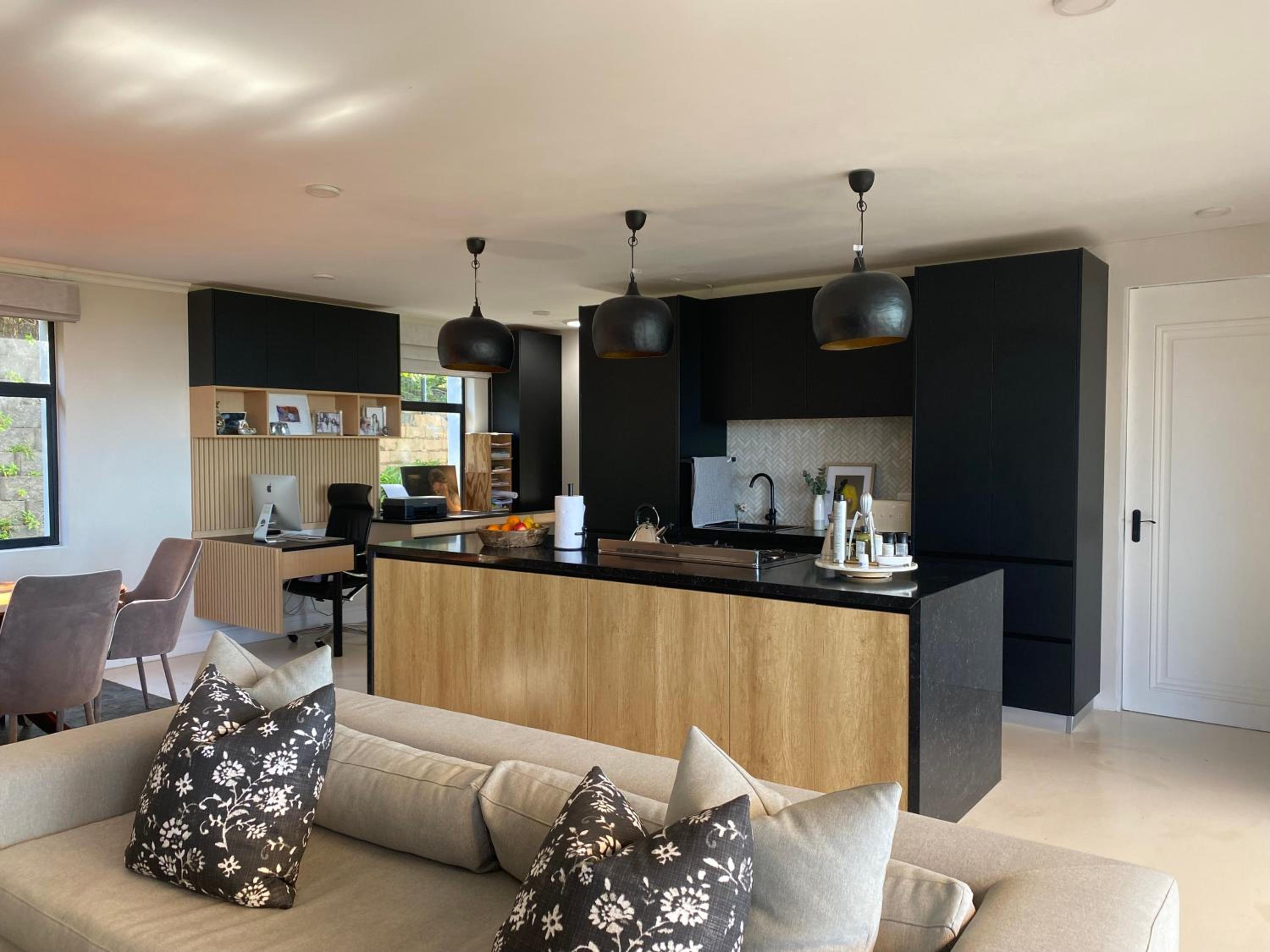 Constantia View Apartments- Luxury Self Catering view 4