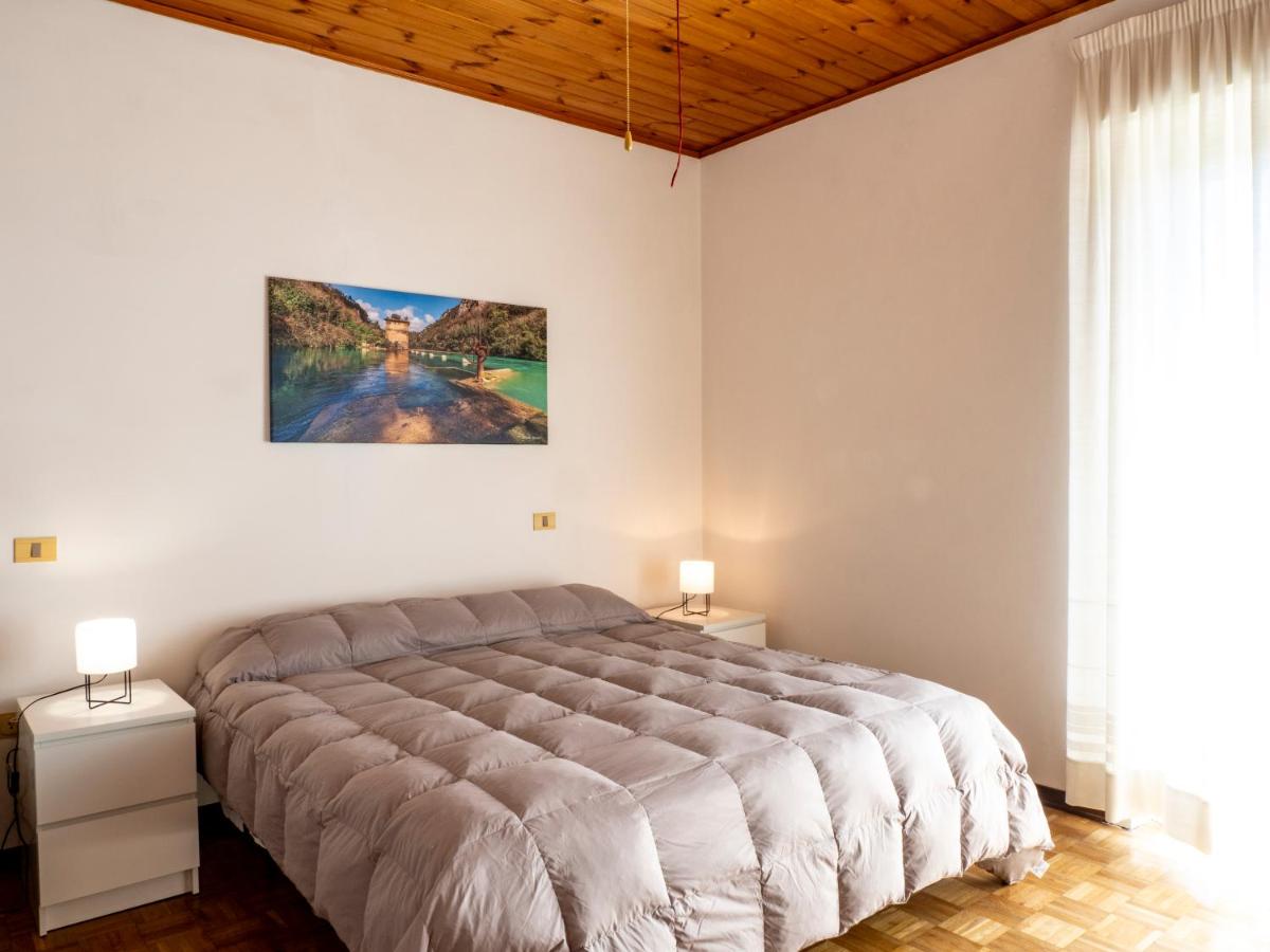 Casa Verdi Colli en Montecastrilli — bedroom