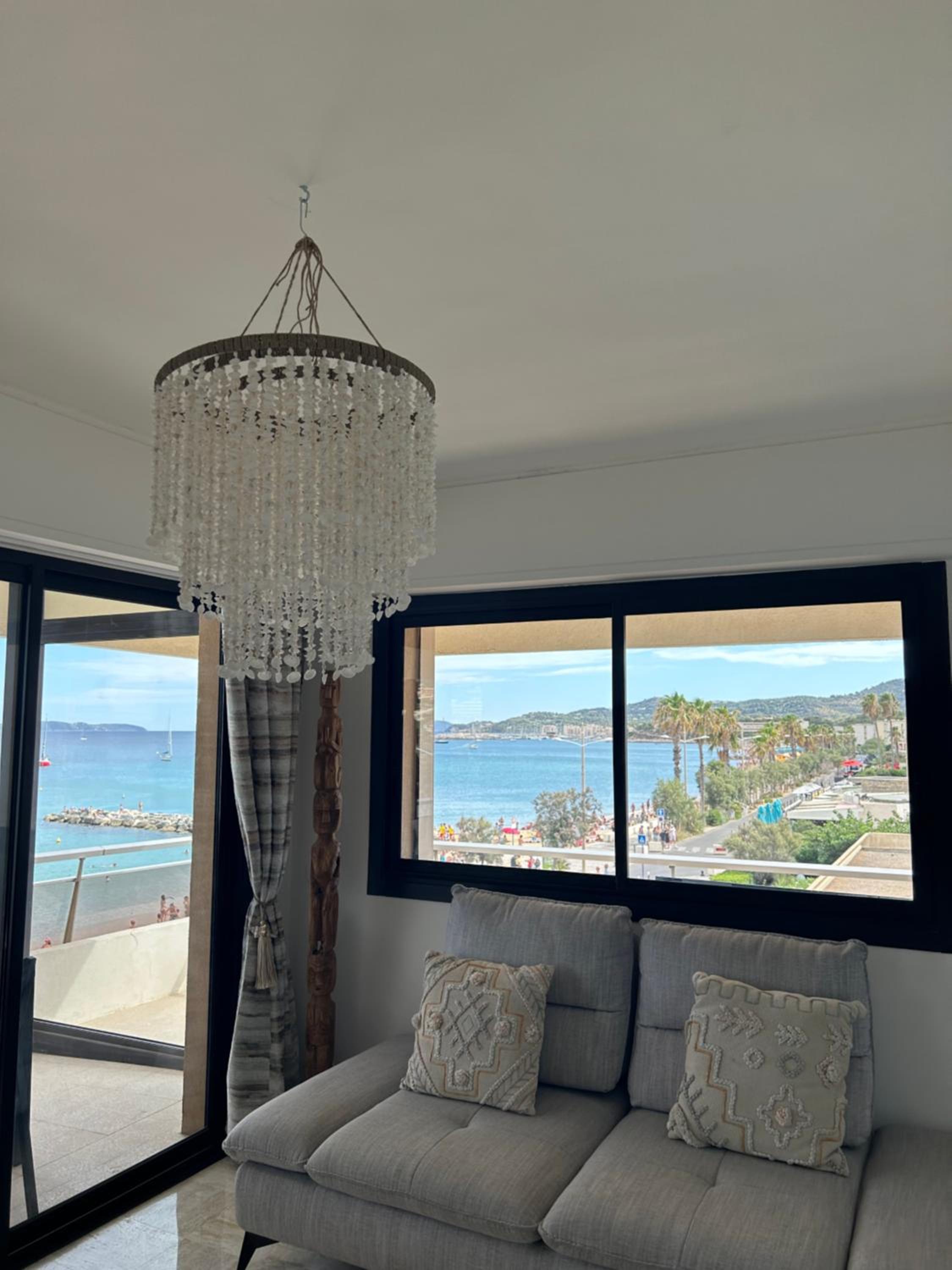 Premium Sea Front Apartment