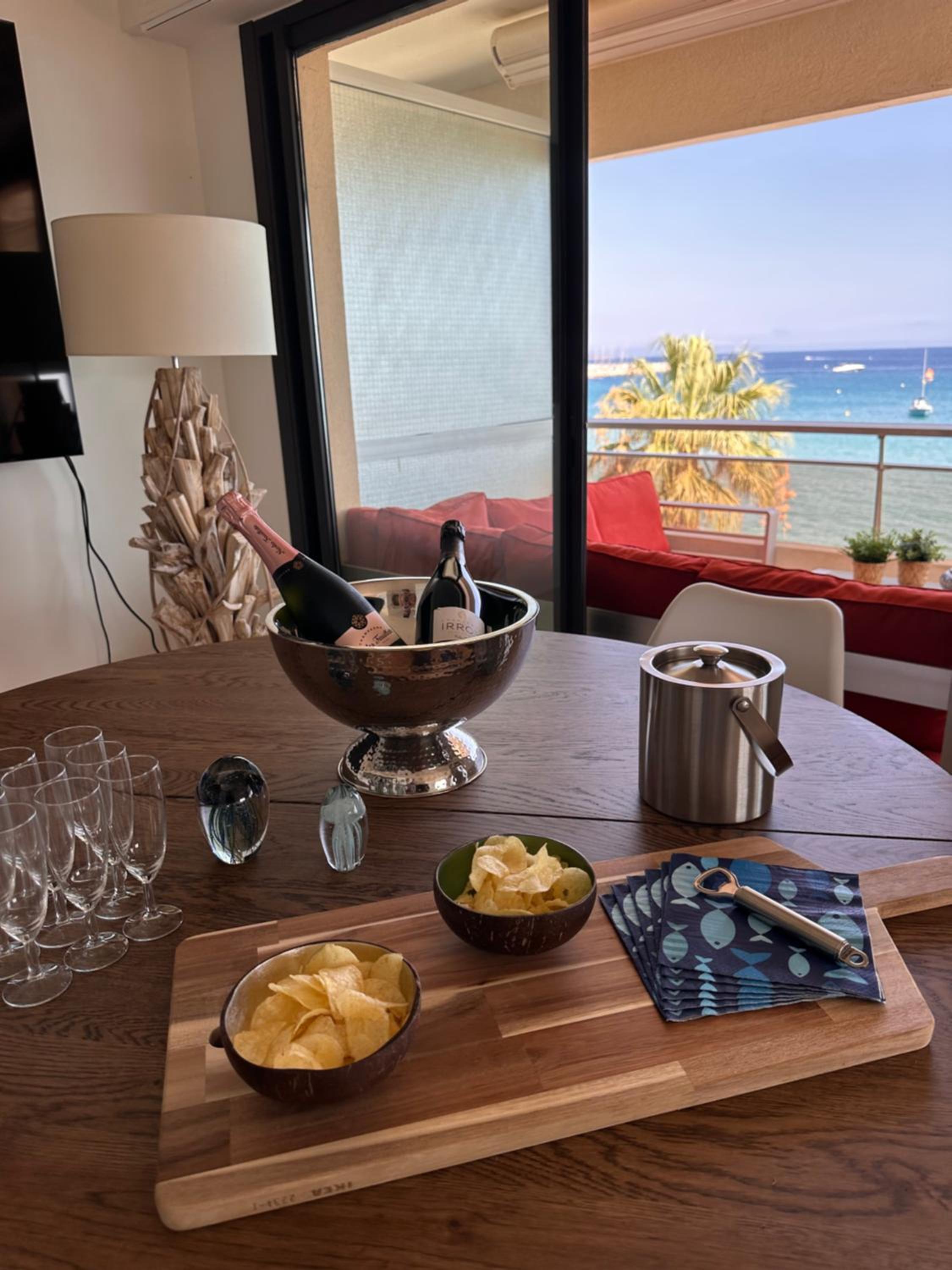 Premium Sea Front Apartment