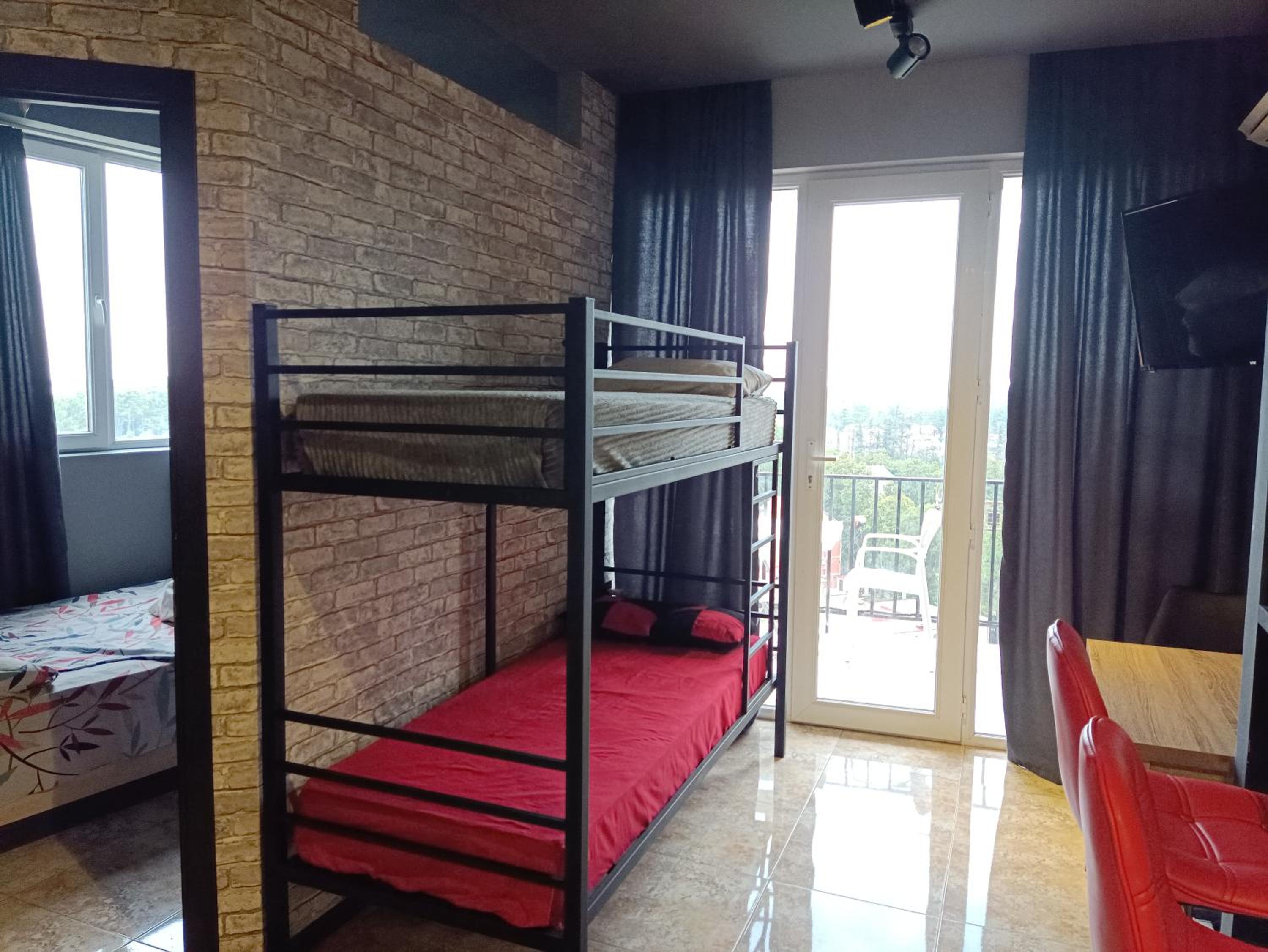 Crimson Serenity Appartment
