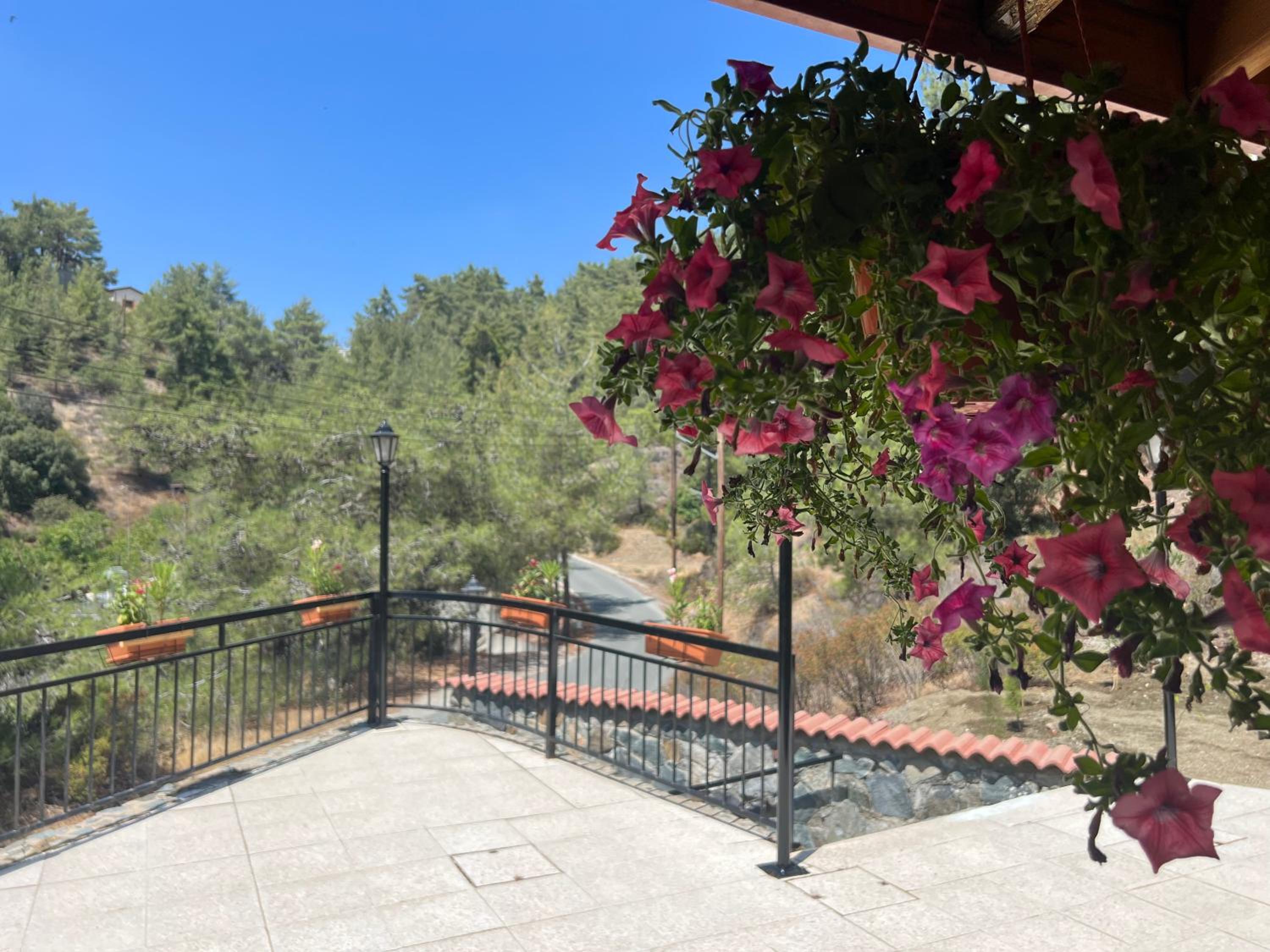 VILLA AURA by AgroHolidays