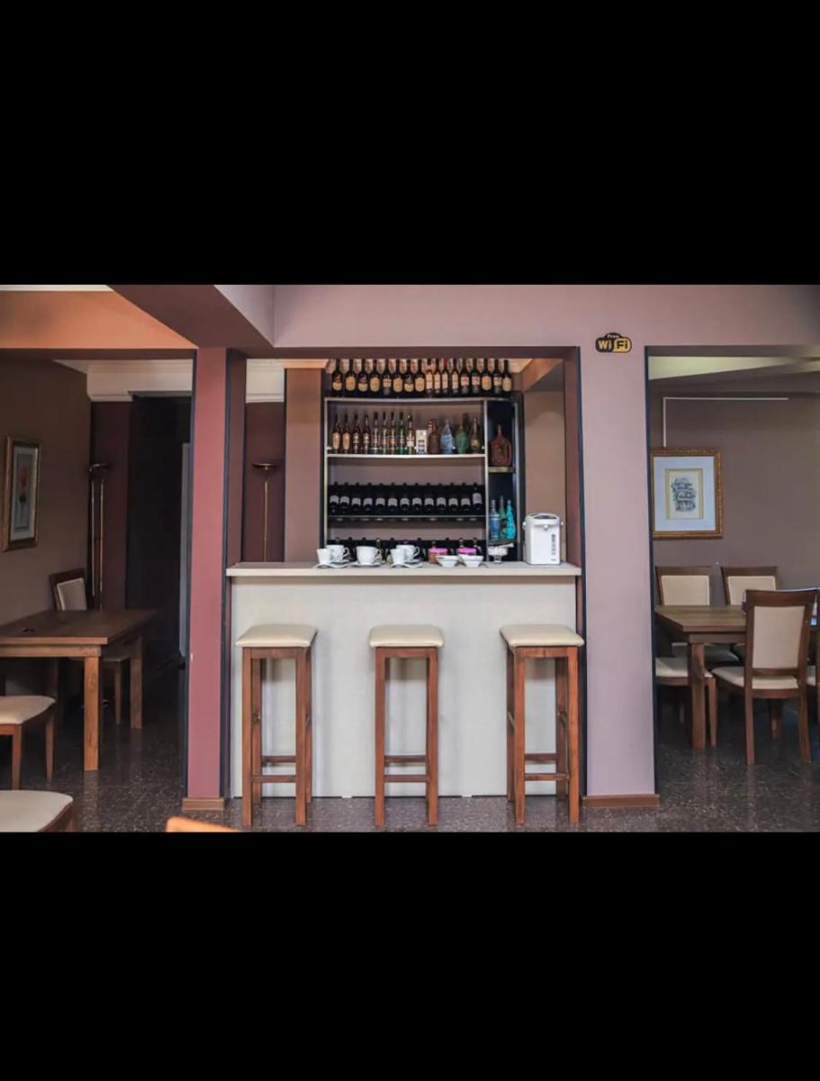 bar