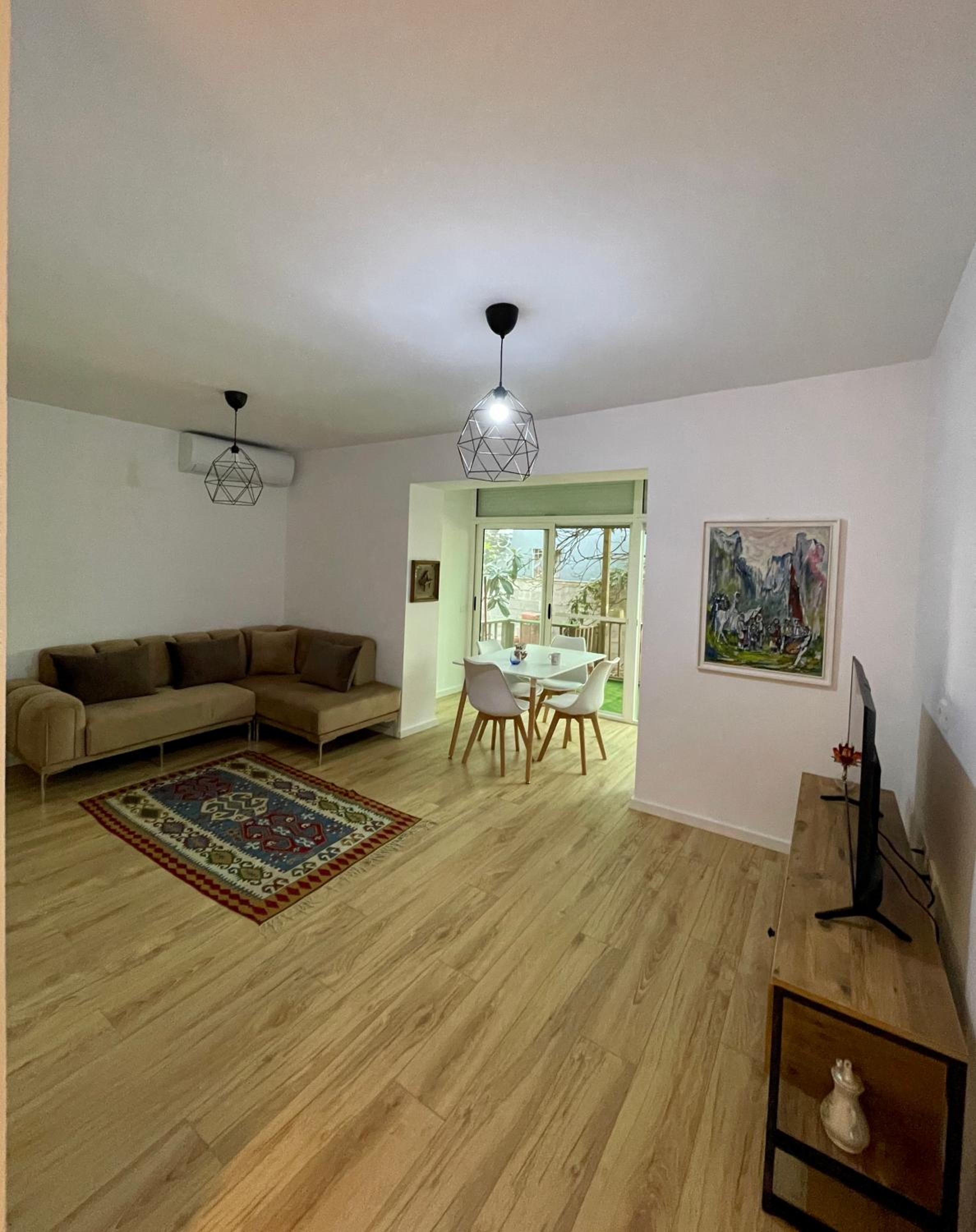 Elma's Apartament Center of Tirana