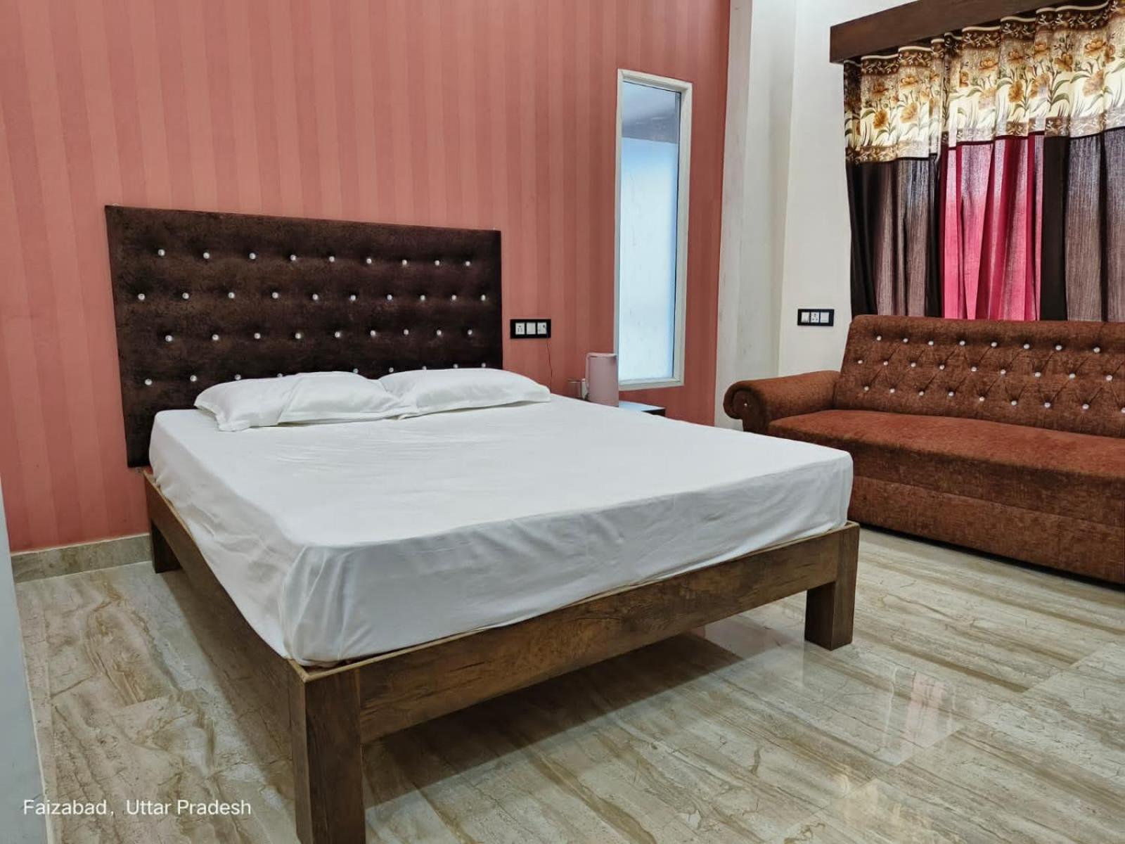 SWASTIKA HOMESTAY