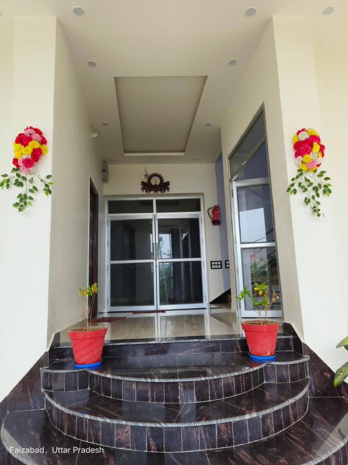 SWASTIKA HOMESTAY
