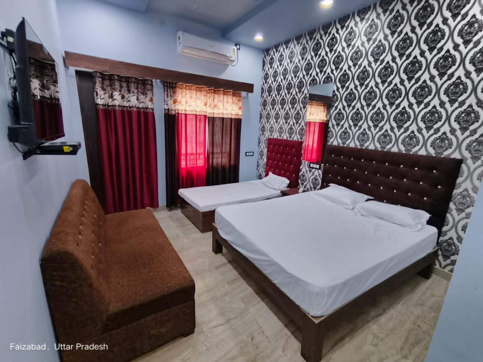 SWASTIKA HOMESTAY