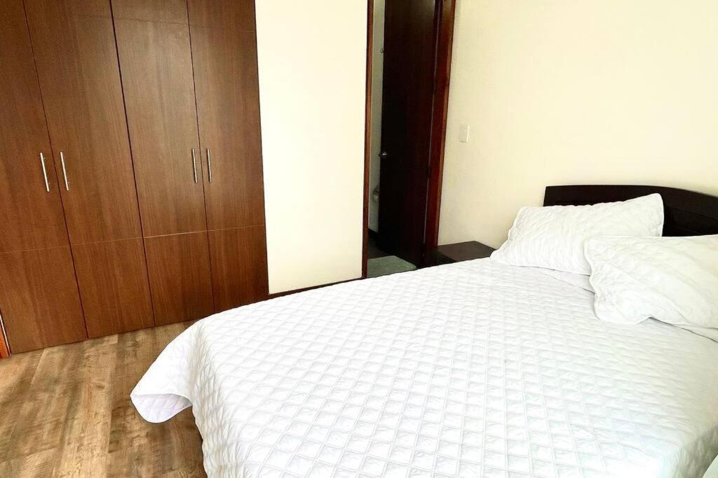 Av santander Apartaestudio premium