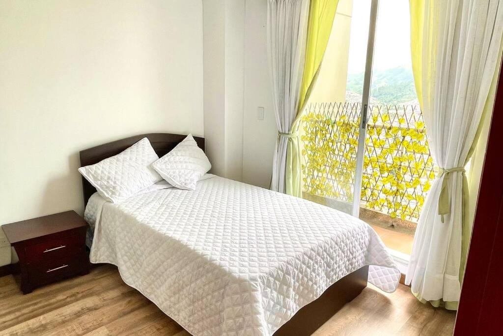 Av santander Apartaestudio premium