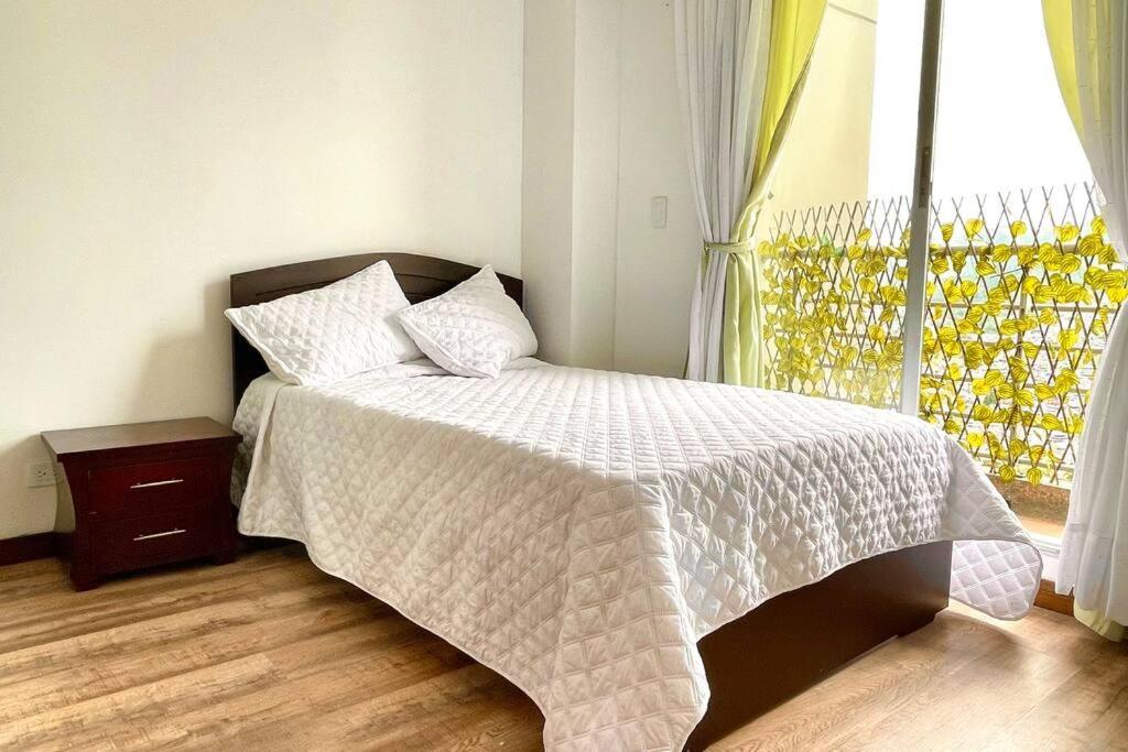 Av santander Apartaestudio premium