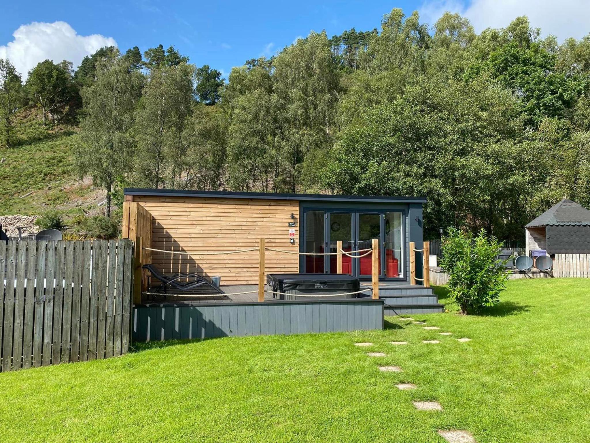 Balmaha Lodges and Apartments