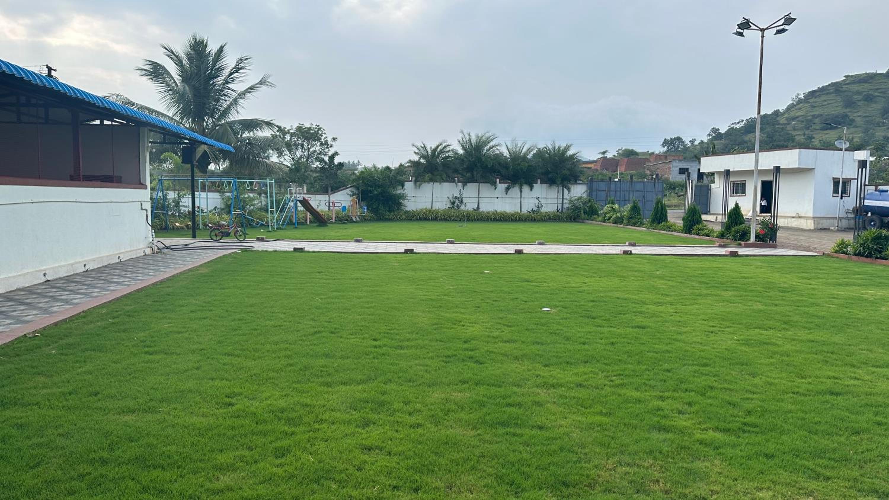 Fulgulab Lawns and Home Stay view 4