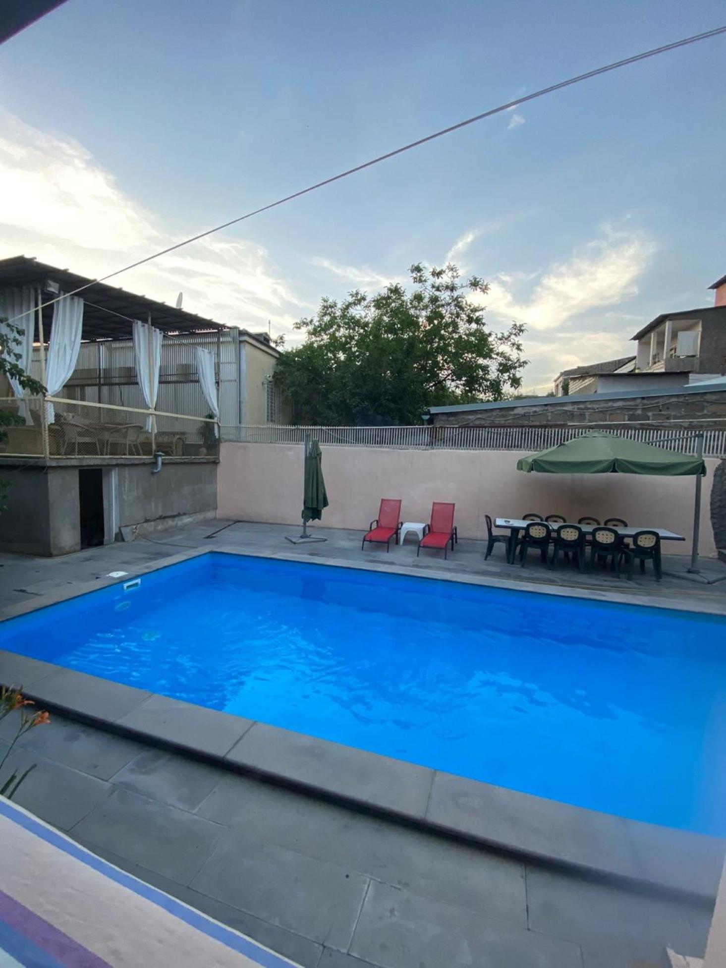 Cozy Suit with pool