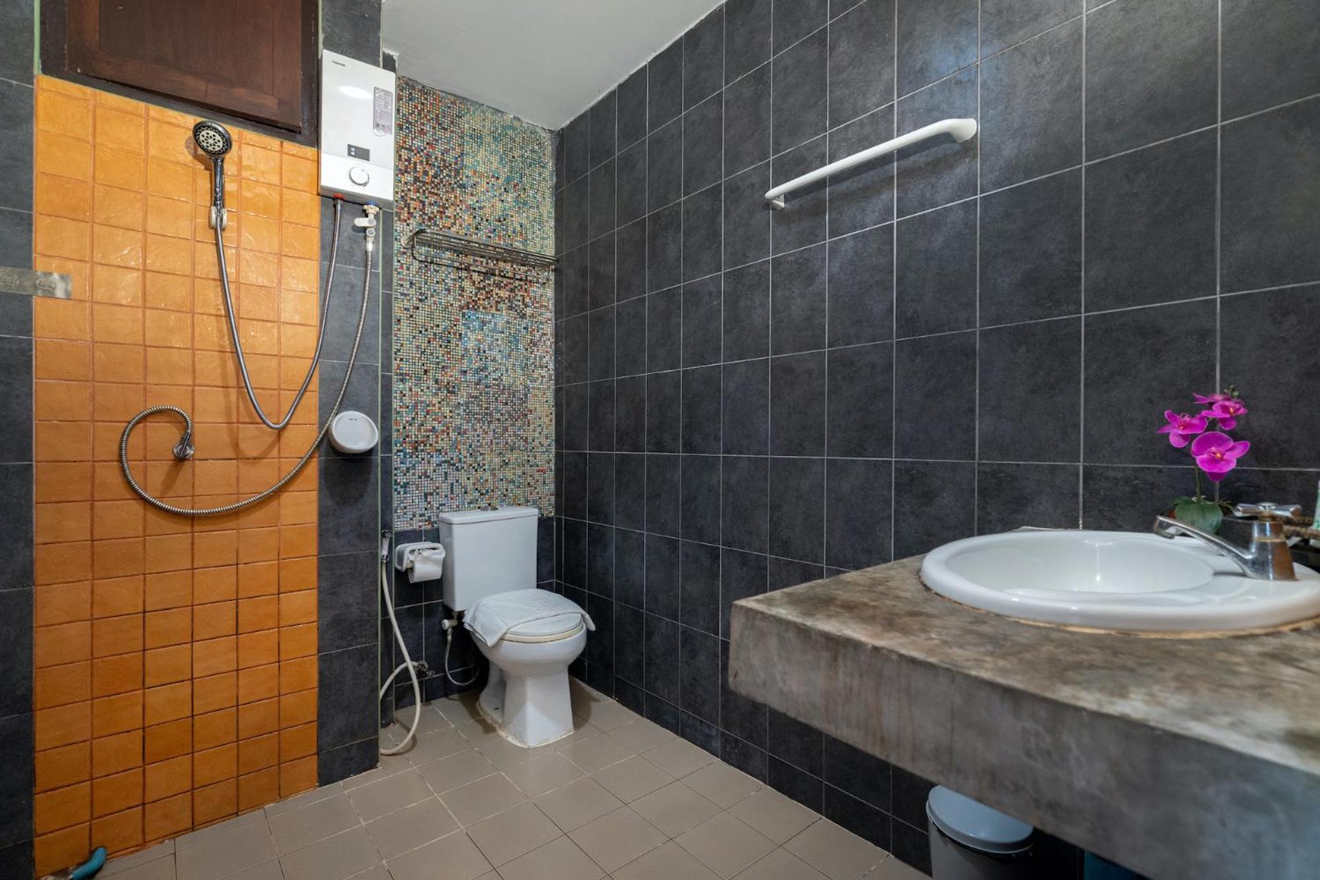 SawasdeeCiao Patong Guesthouse