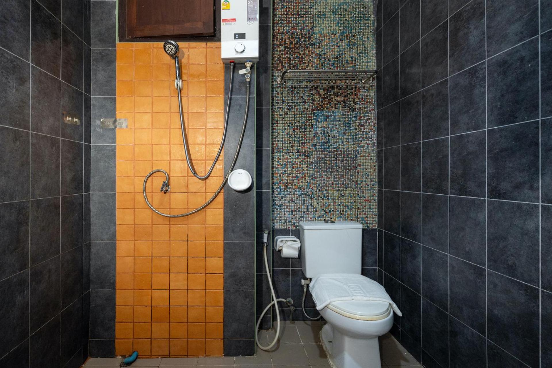 SawasdeeCiao Patong Guesthouse