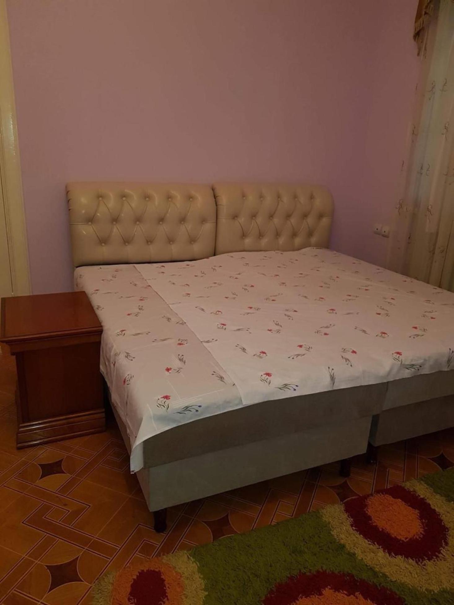 Comfort House City Center with Pool