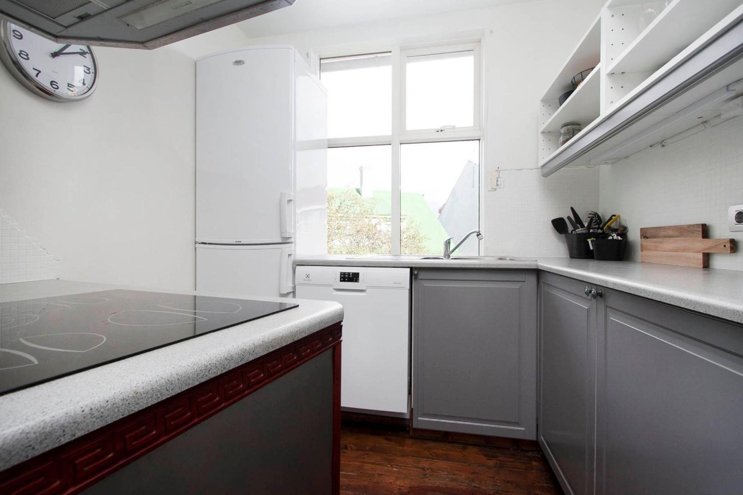 Sem Apartments