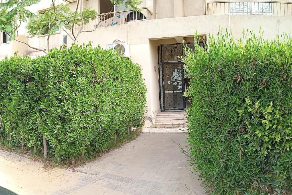 Luxury King Bed with garden-Zayed Families only
