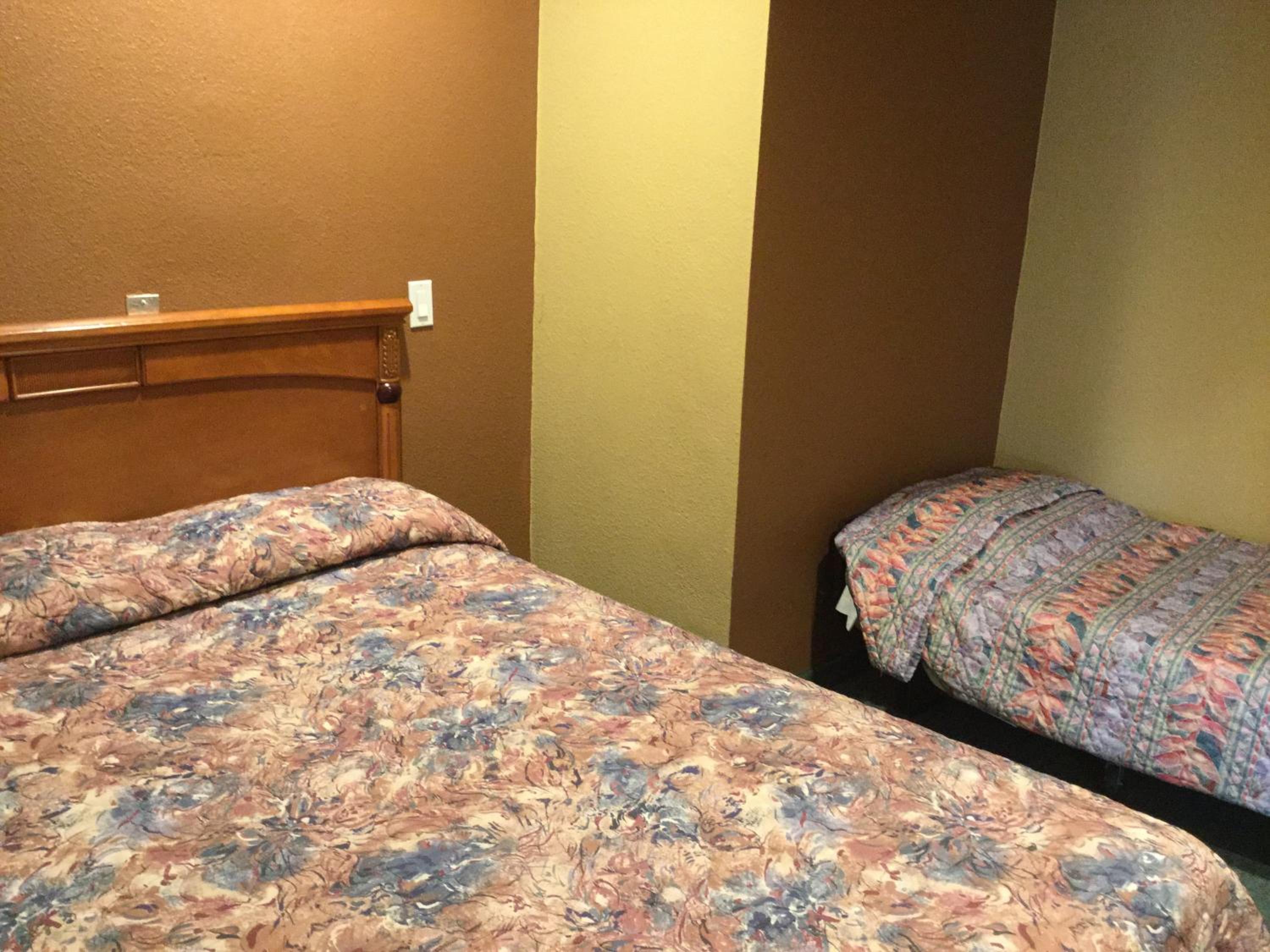 Beverly Inn