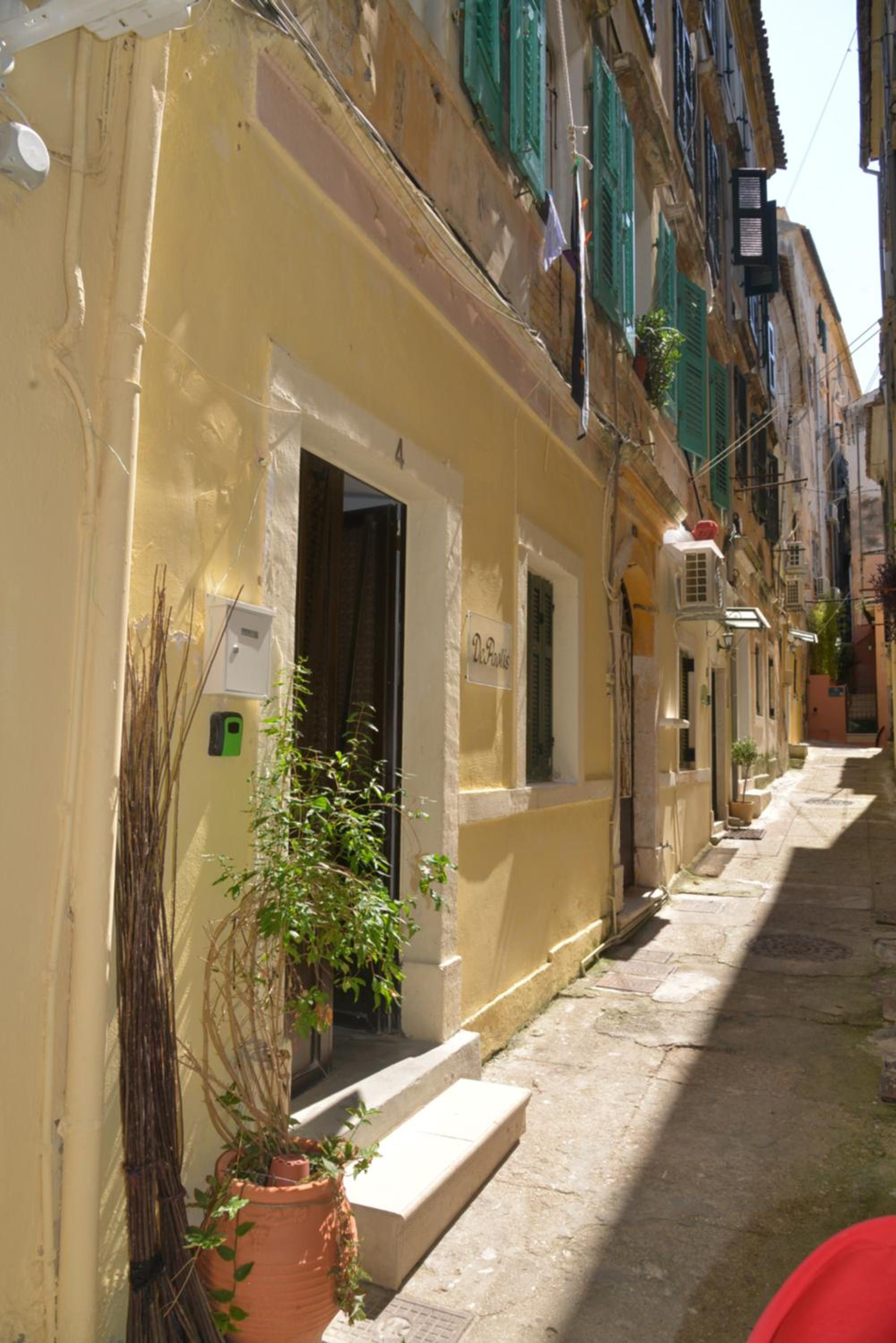 DePaolis Corfu Town Apartment