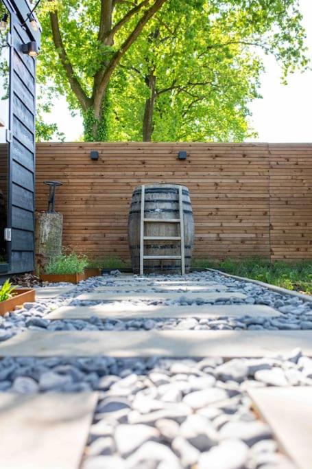 86, Bed & Outdoor Wellness - Sauna, Hottub, Icebath & Outdoor Shower included! view 4