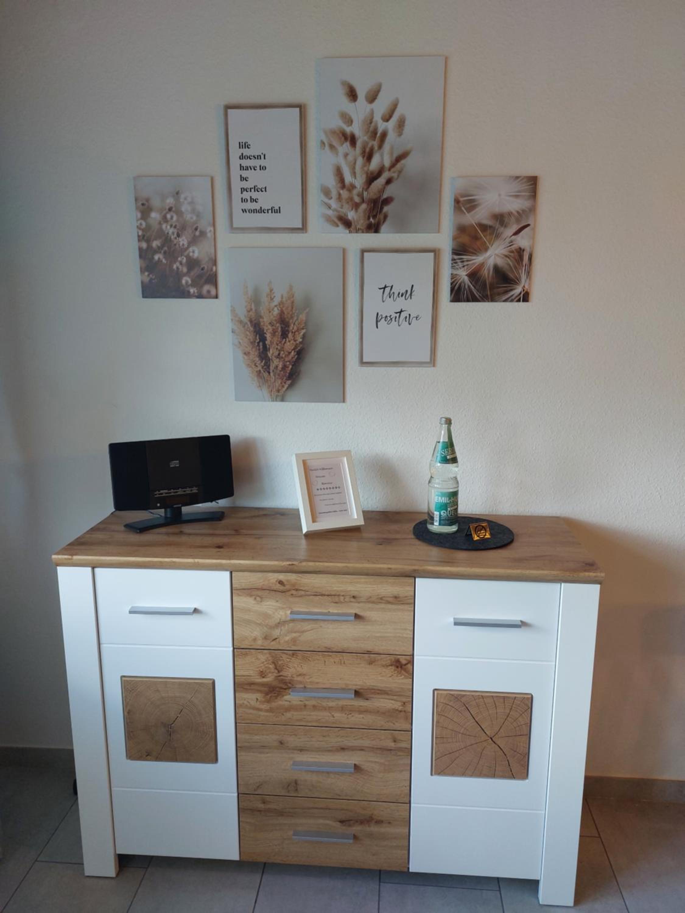 Moderne Ferienwohnung - neu renoviert - ruhige Lage
