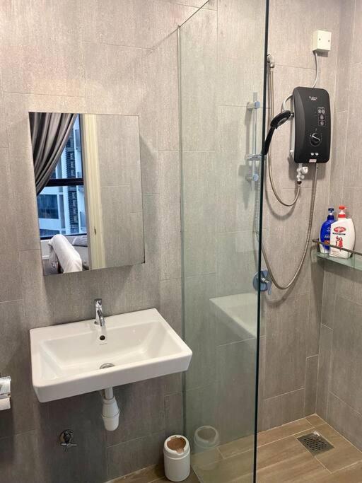 Stylish Nordic Suite, Pool View, GEO Bukit Rimau, Kota Kemuning view 2