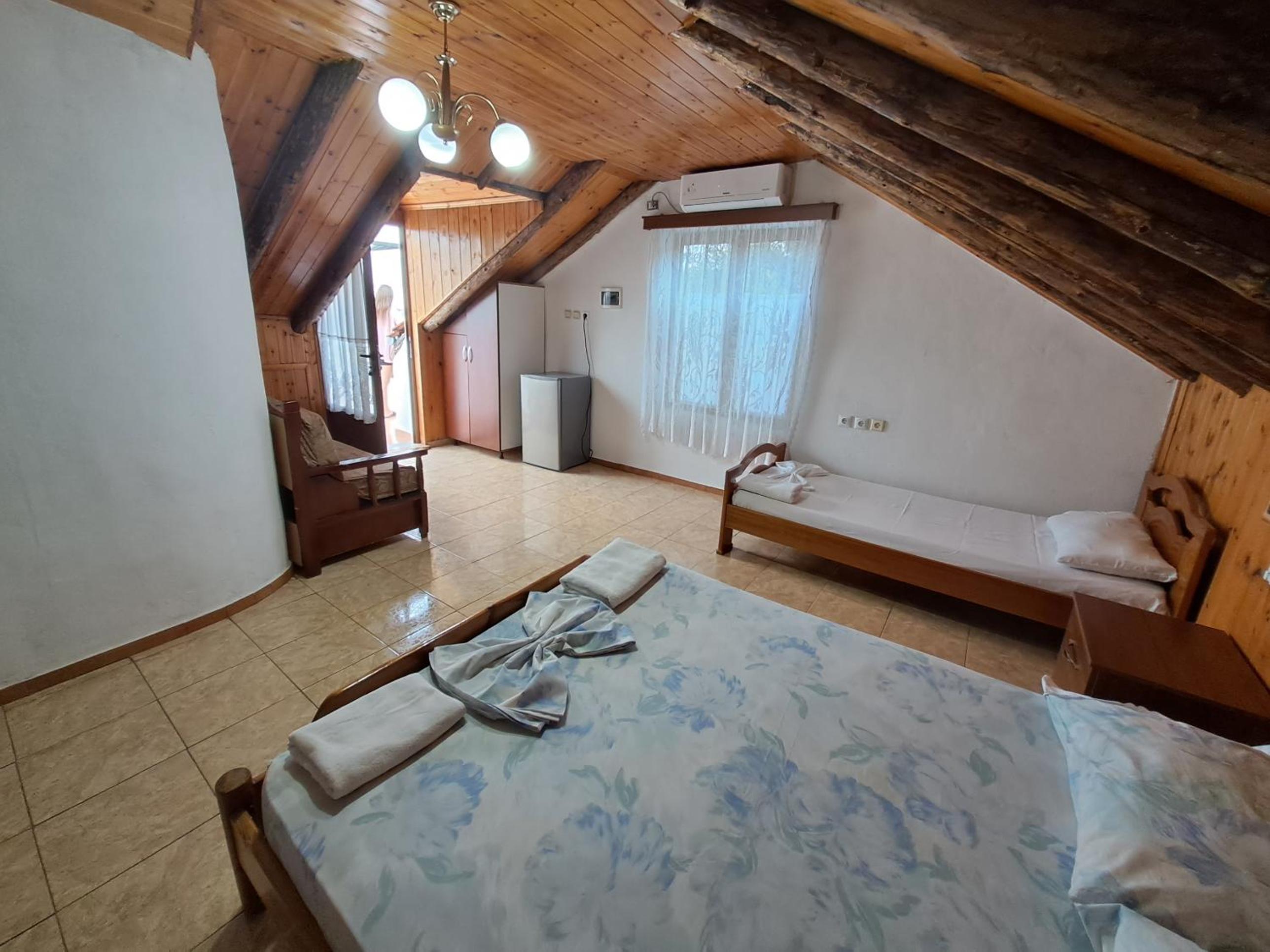 Guest House Argjiro Castle