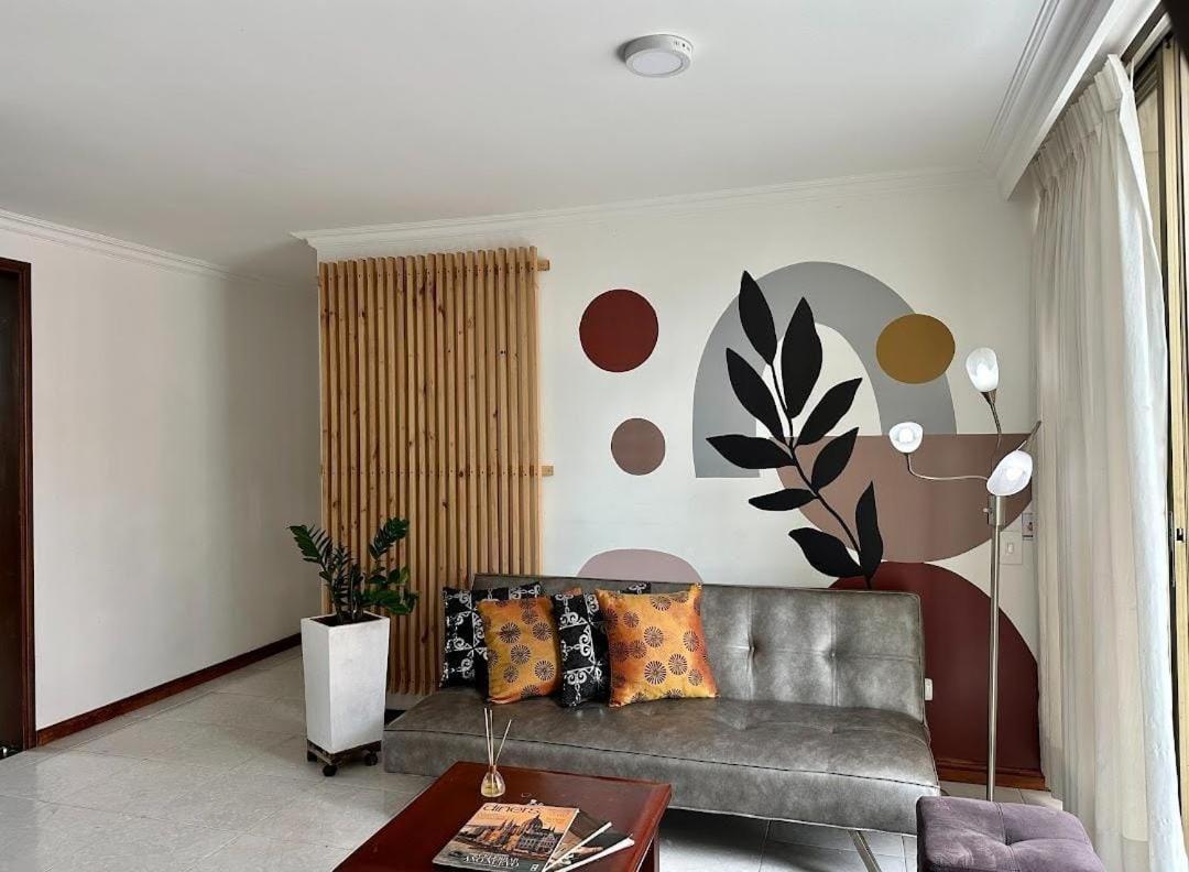 Apartamento amoblado en Pinares -Circunvalar