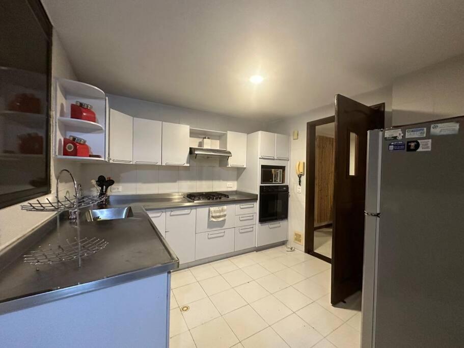Apartamento amoblado en Pinares -Circunvalar