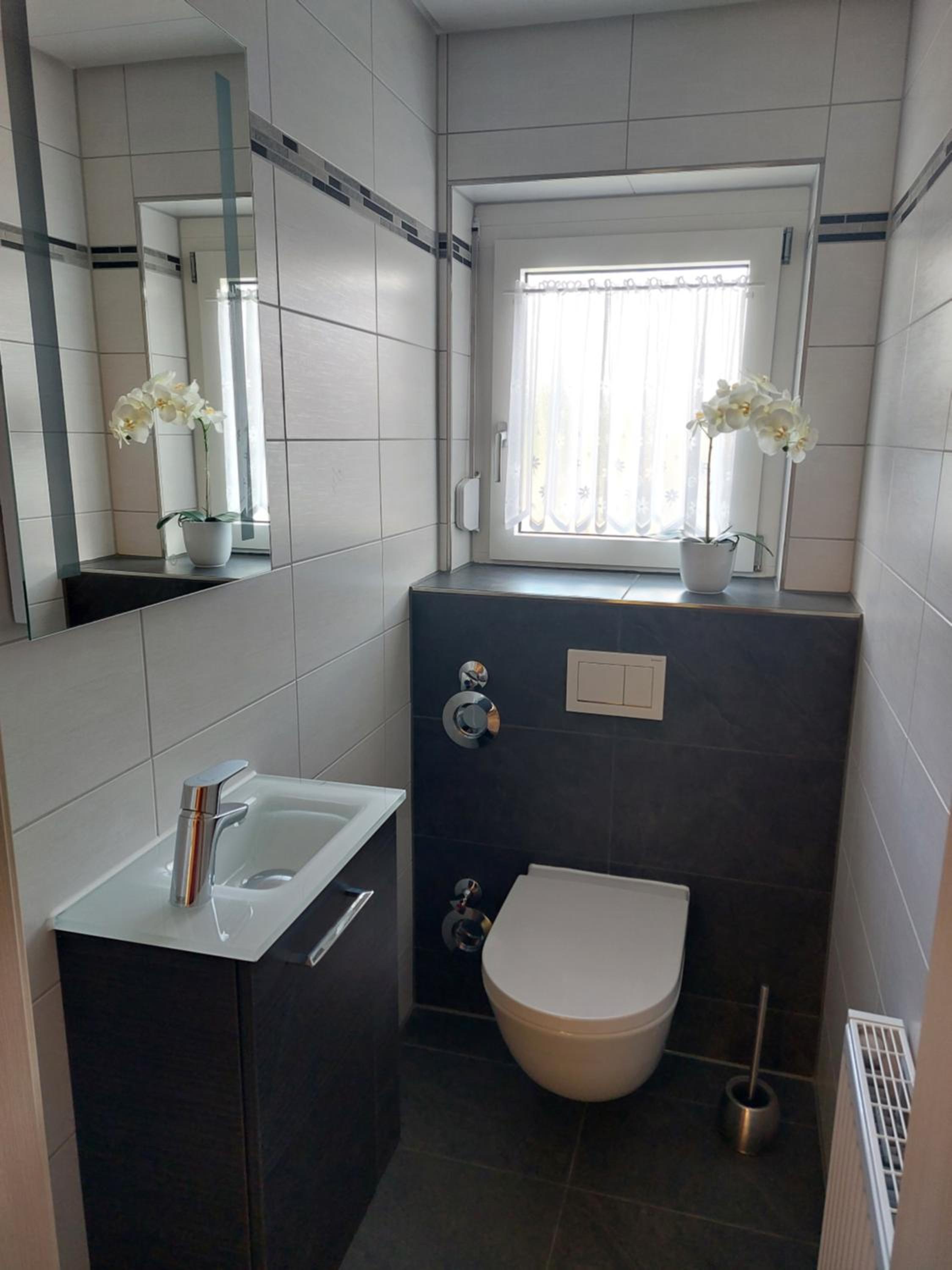 Moderne Ferienwohnung - neu renoviert - ruhige Lage
