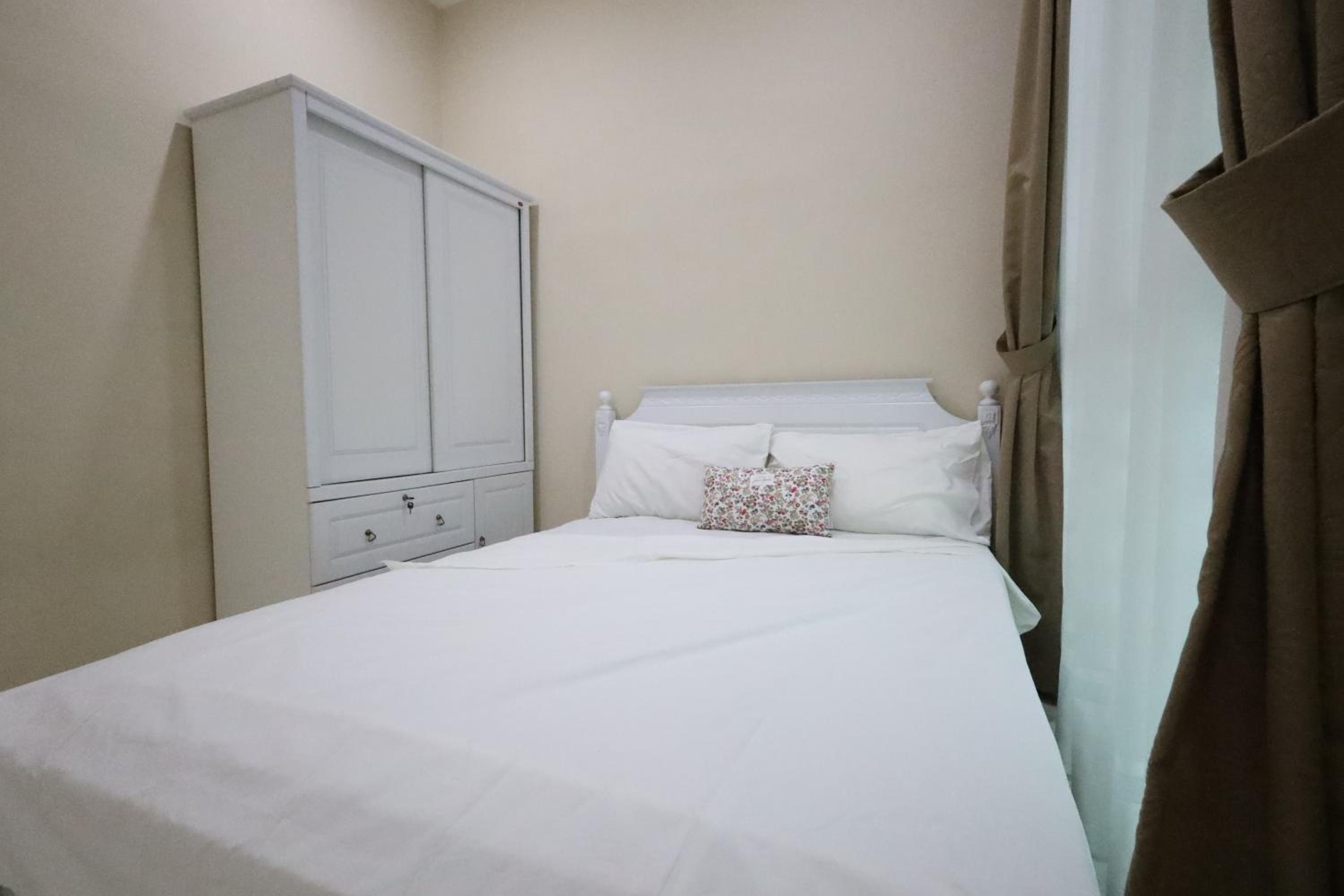 Mount austin#akademik suites#austin center