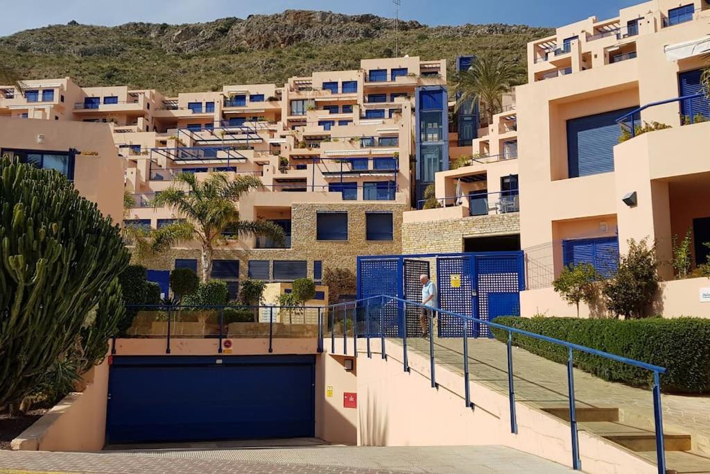 Sea view cozy apartment La Tanita