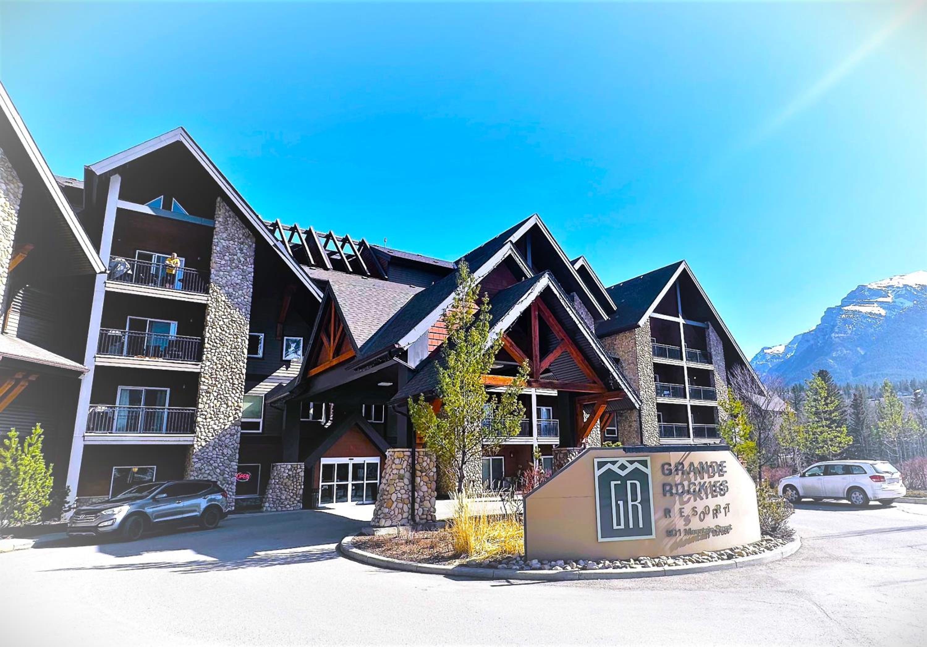Hotel Luxury Family Condo At Grande Rockies Resort With Pool Hot Tub Gym